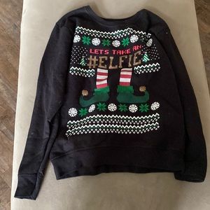 Holiday sweater 🎄